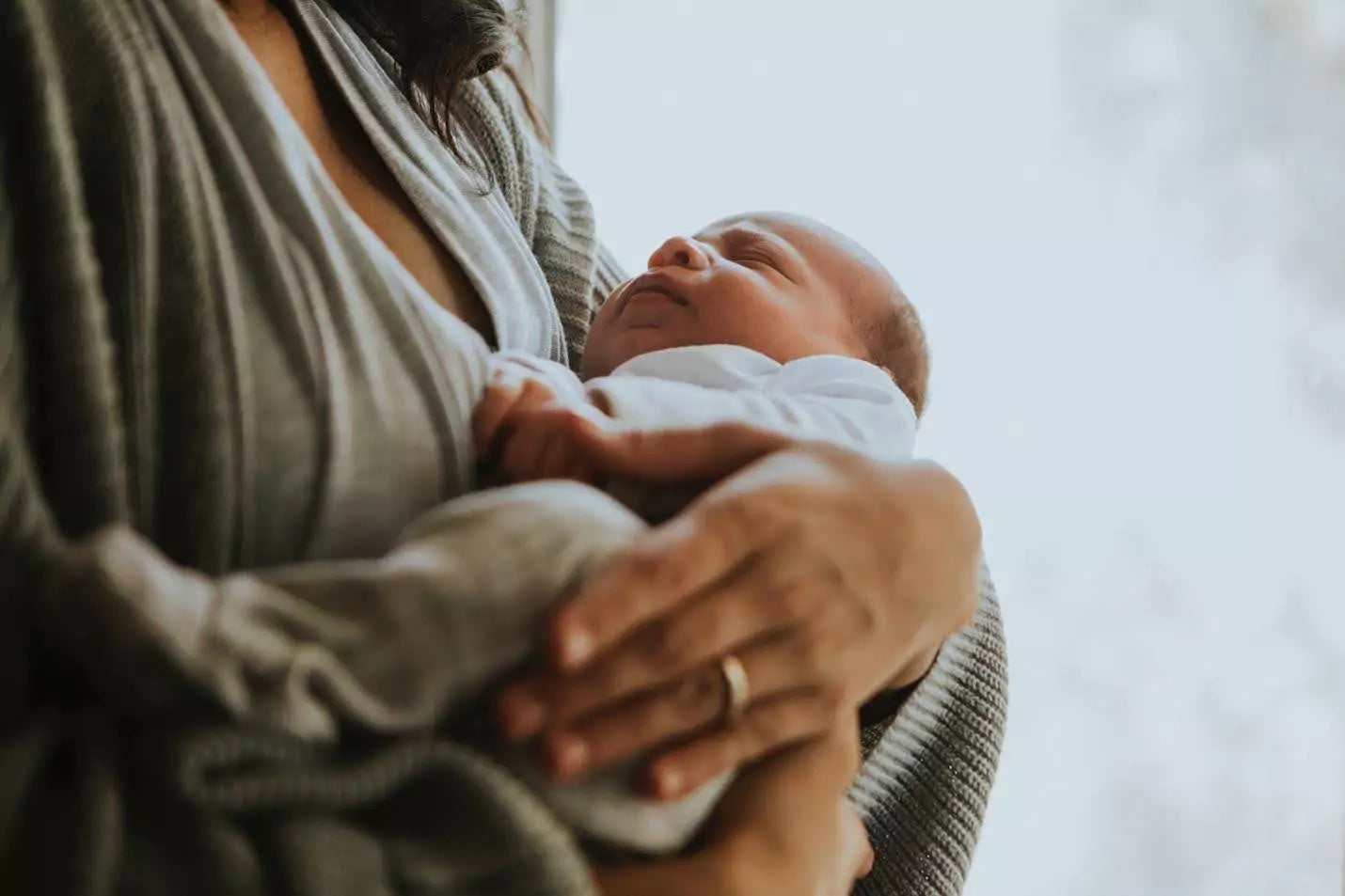 7 Superb Tips for Breastfeeding & Mom's Diet